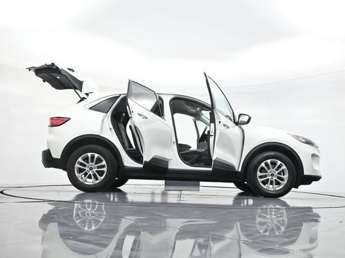 Used 2022 Ford Escape SE w/ Cold Weather Package AWD/4WD image 50