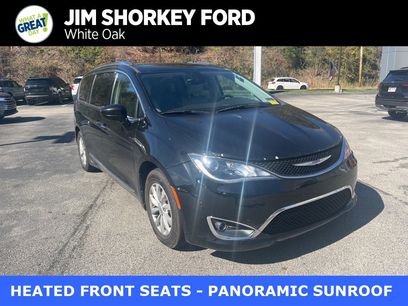 Used 2018 Chrysler Pacifica Touring-L Plus