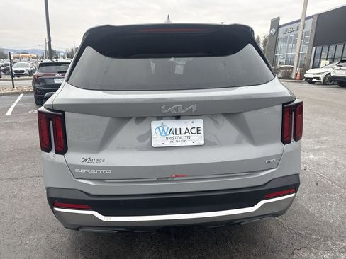 New 2026 Kia Sorento S image 5