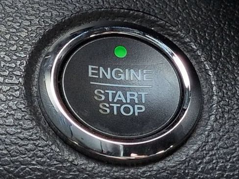 Used 2018 Ford F150 Lariat w/ Equipment Group 502A Luxury AWD/4WD image 29