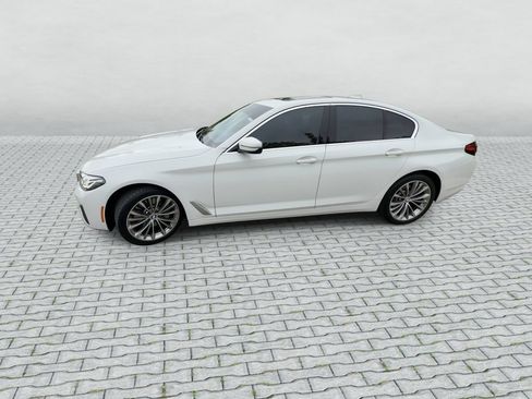 Certified 2023 BMW 530i xDrive w/ Premium Package AWD/4WD image 5