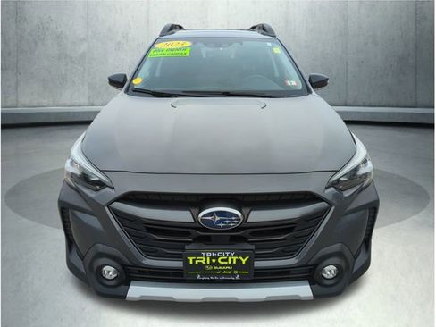 Used 2023 Subaru Outback Limited image 10