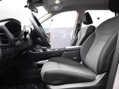 Used 2023 Nissan Rogue SV AWD/4WD image 15