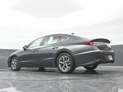 Certified 2023 Hyundai Sonata SEL w/ Preferred Accessory Package FWD image 40