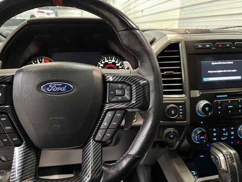 Used 2018 Ford F150 Raptor w/ Equipment Group 802A Luxury image 15