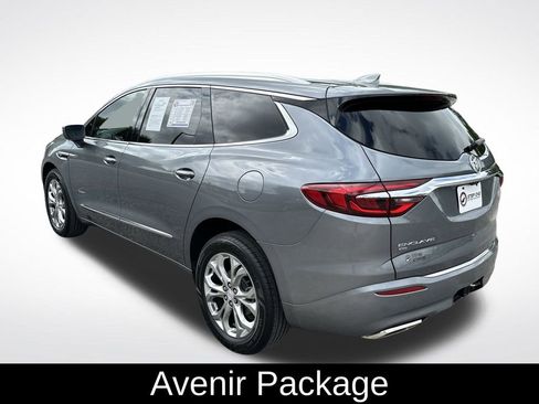 Used 2020 Buick Enclave Avenir w/ Avenir Technology Package AWD/4WD image 5