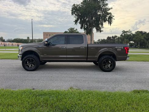 Used 2015 Ford F150 Lariat w/ Equipment Group 502A Luxury AWD/4WD image 9