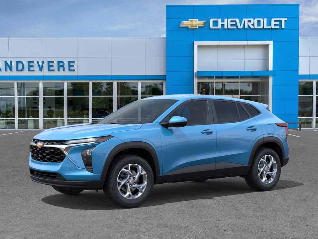 New 2026 Chevrolet Trax LS w/ LS Convenience Package FWD image 2