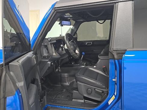 Used 2025 Ford Bronco Badlands AWD/4WD image 6