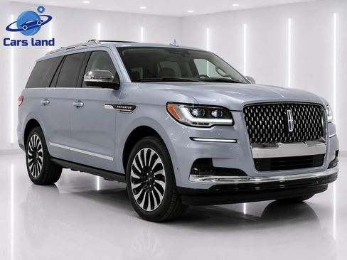 Used 2023 Lincoln Navigator Black Label AWD/4WD image 2