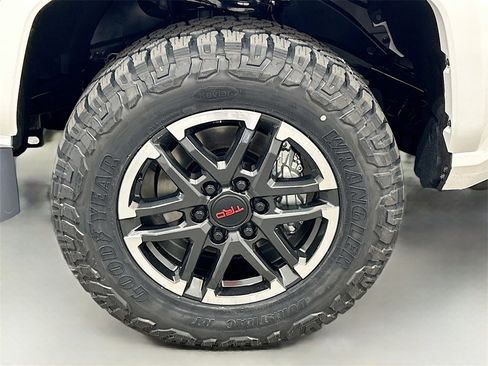 New 2025 Toyota Tacoma TRD Sport image 9