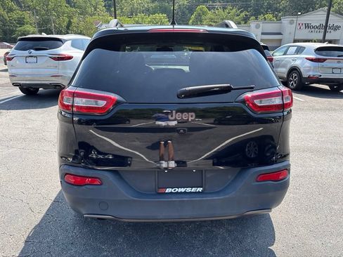 Used 2017 Jeep Cherokee 75th Anniversary AWD/4WD image 4