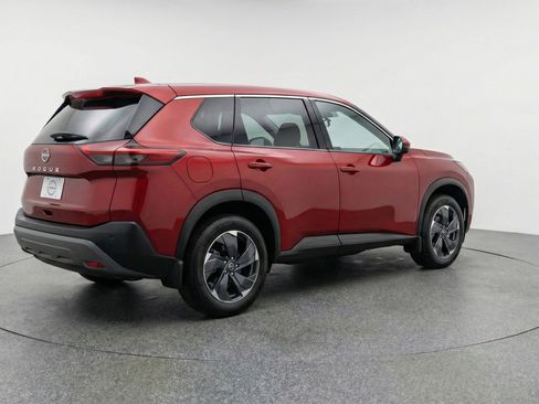 Used 2025 Nissan Rogue SV AWD/4WD image 9