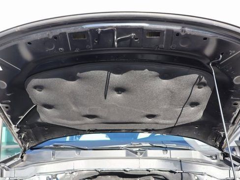 Used 2021 Ford Explorer XLT w/ Equipment Group 202A image 27