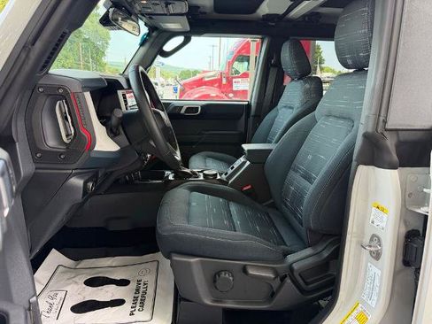 Certified 2026 Ford Bronco Heritage Edition AWD/4WD image 12