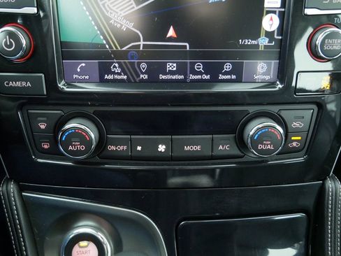 Used 2020 Nissan Maxima 3.5 SL image 24