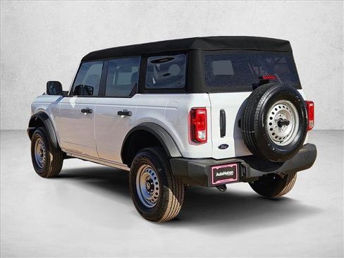 New 2025 Ford Bronco image 9