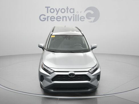 Used 2024 Toyota RAV4 XLE AWD/4WD image 21
