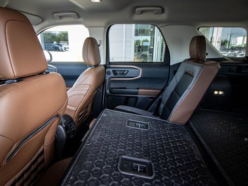Used 2021 Ford Bronco Sport Outer Banks w/ Outer Banks Package (96D) AWD/4WD image 26
