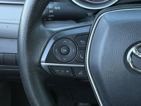 Used 2022 Toyota Camry LE image 14