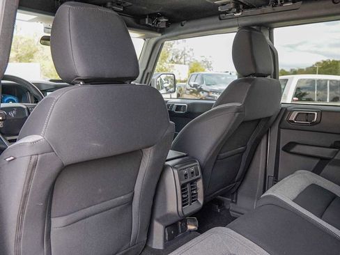 Used 2025 Ford Bronco Big Bend image 27