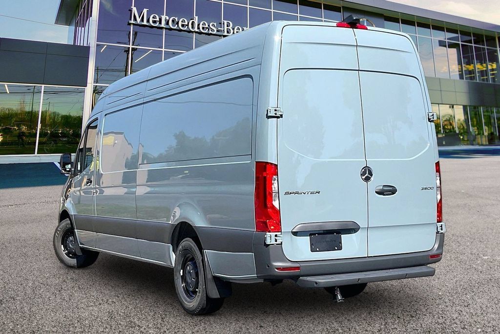 New 2026 Mercedes-Benz Sprinter 2500 image 3