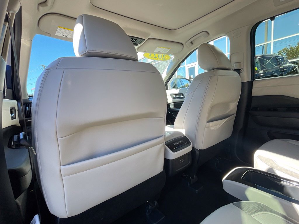 Certified 2023 Nissan Pathfinder SL w/ SL Premium Package AWD/4WD image 19