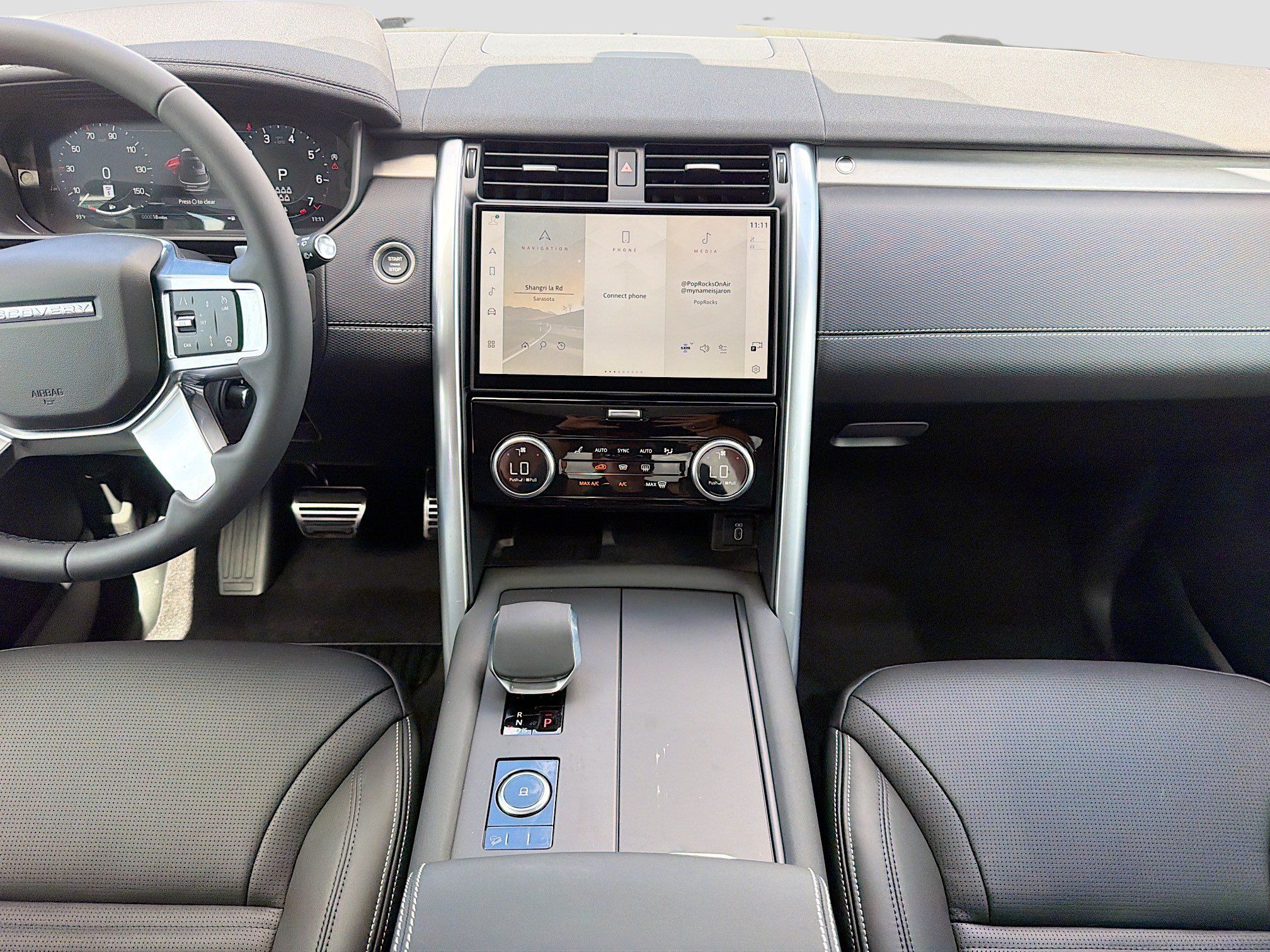 New 2026 Land Rover Discovery Limited Edition AWD/4WD image 20