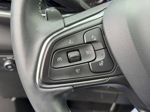 Used 2023 Buick Envision Essence image 16