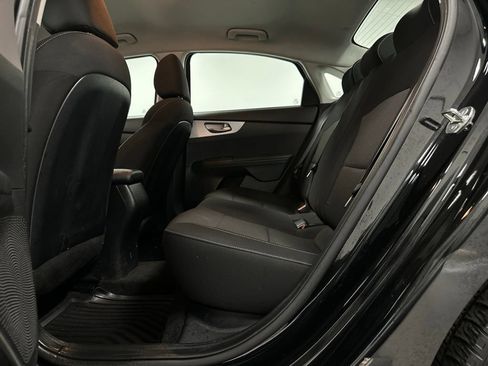 Used 2023 Kia Forte LXS FWD image 18
