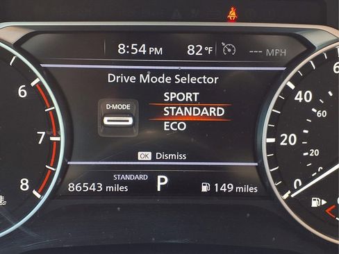 Used 2023 Nissan Rogue S FWD image 31