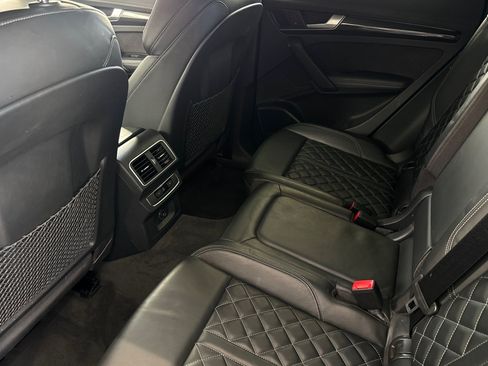 Used 2018 Audi SQ5 Prestige w/ Prestige Package AWD/4WD image 15