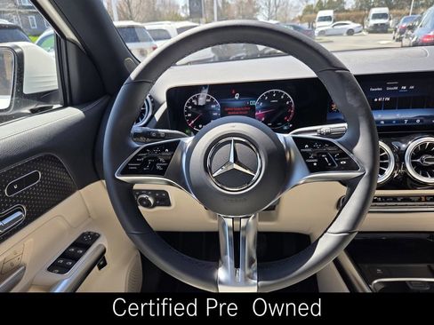 Certified 2025 Mercedes-Benz GLA 250 4MATIC image 18