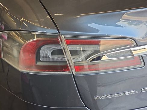 Used 2017 Tesla Model S 75D AWD/4WD image 36
