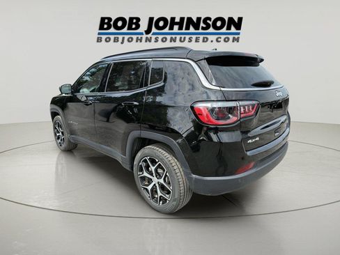 Used 2024 Jeep Compass Limited AWD/4WD image 5