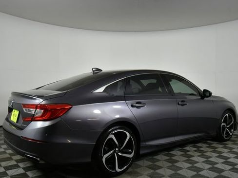 Used 2019 Honda Accord Sport image 10