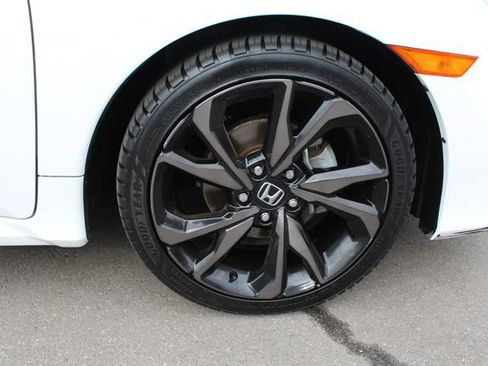 Used 2020 Honda Civic Sport image 12