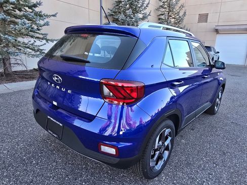 New 2025 Hyundai Venue SEL image 5