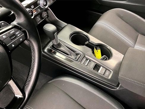 Certified 2024 Honda Civic Sport image 15