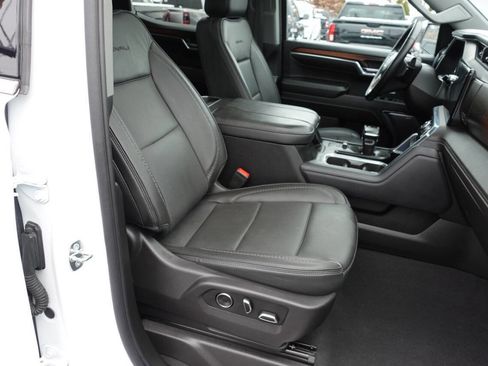 Used 2024 GMC Sierra 1500 Denali w/ Denali Reserve Package AWD/4WD image 23