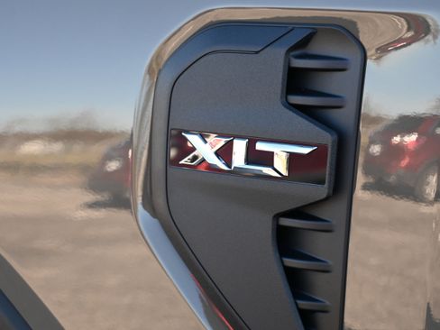 New 2025 Ford Ranger XLT w/ Equipment Group 301A High image 11