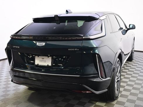 New 2025 Cadillac Lyriq Luxury w/ LPO, Floor Liner Package image 6