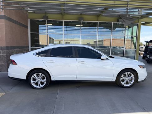 Used 2023 Honda Accord LX image 9