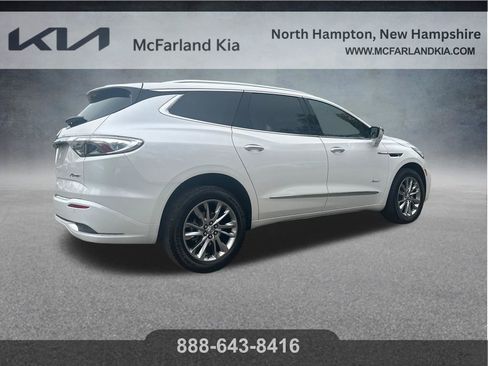 Used 2023 Buick Enclave Avenir w/ Avenir Technology Package AWD/4WD image 10