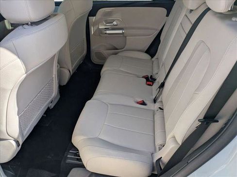 Used 2026 Mercedes-Benz GLB 250 image 20