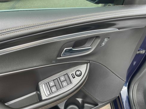 Used 2017 Chevrolet Impala LT image 18