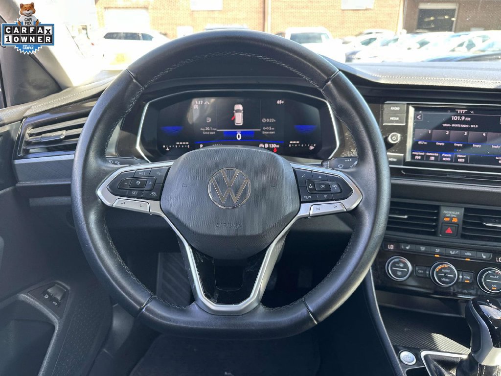 Used 2023 Volkswagen Jetta SE FWD image 13