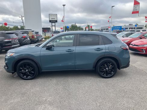 Used 2024 Honda HR-V Sport image 4