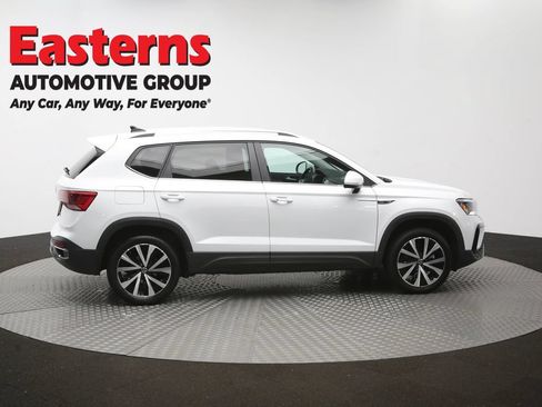 Used 2024 Volkswagen Taos SE FWD image 43