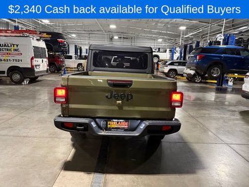 New 2026 Jeep Gladiator Sport AWD/4WD image 3